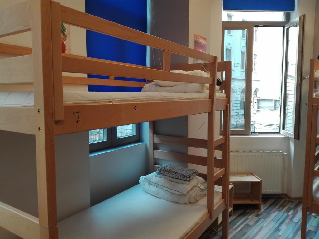 Pura Vida Sky Bar & Hostel Bukurešť Exteriér fotografie