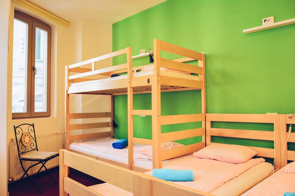 Pura Vida Sky Bar & Hostel Bukurešť Exteriér fotografie