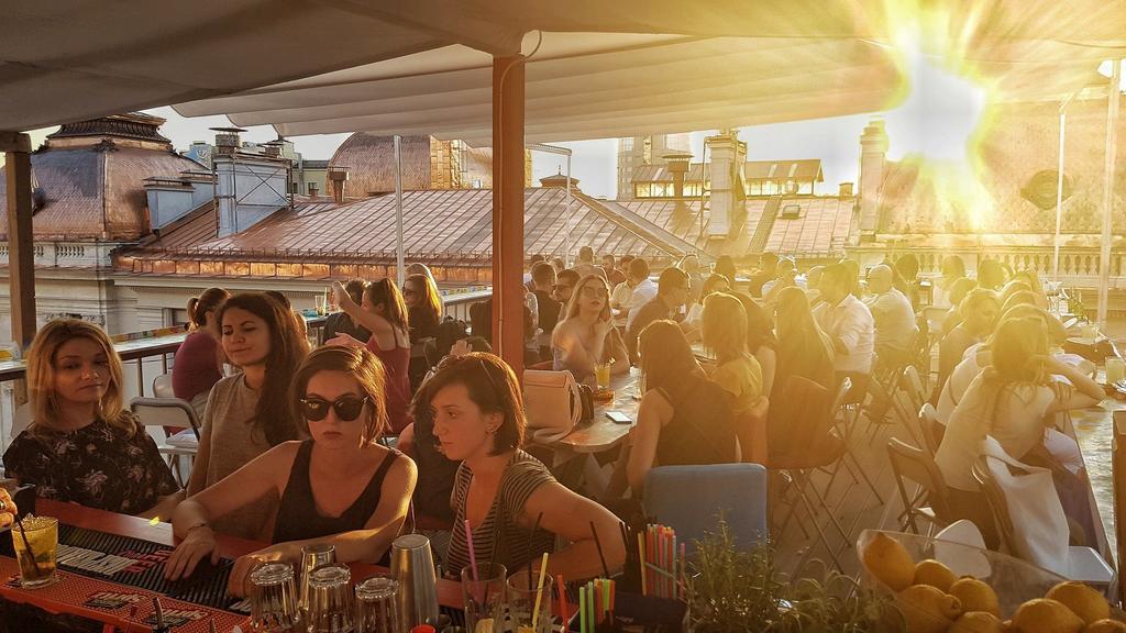 Pura Vida Sky Bar & Hostel Bukurešť Exteriér fotografie