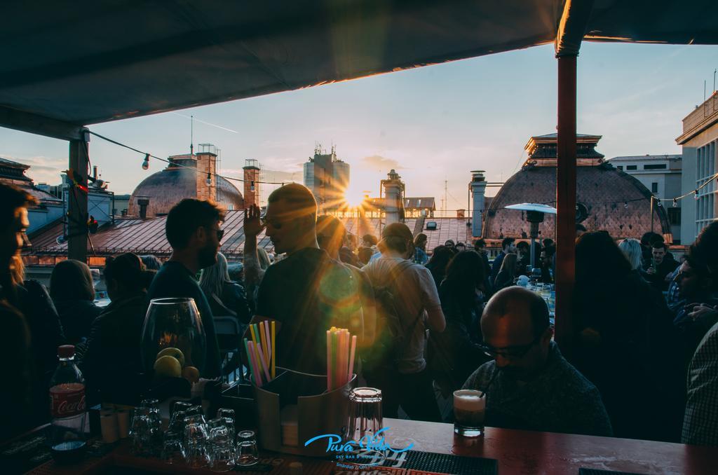 Pura Vida Sky Bar & Hostel Bukurešť Exteriér fotografie